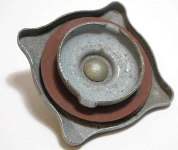 1934-1936 MoPar Stant Evrseal R-2 Radiator Cap - NOS - Image 2