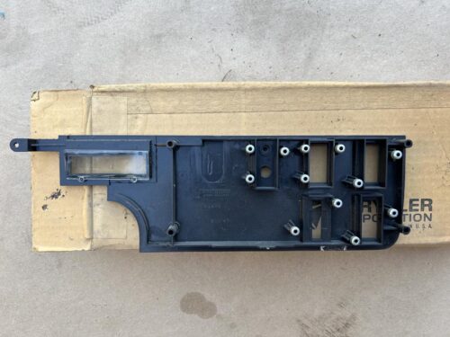 1970 NOS MOPAR Dodge Polara, Monaco Super-Lite Bezel - Image 5