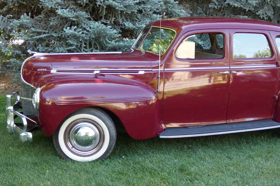 Vintage MoParts NOS and Used MoPar Parts and Informaton