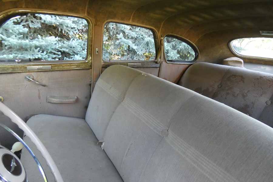 Vintage MoParts NOS and Used MoPar Parts and Informaton